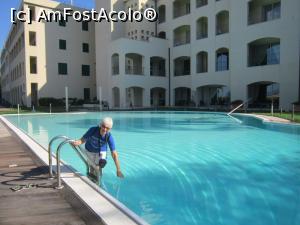 [P06] In piscina exterioara apa este numai buna pentru o 'balaceala' » foto by bica adriana
 - 
<span class="allrVoted glyphicon glyphicon-heart hidden" id="av918994"></span>
<a class="m-l-10 hidden" id="sv918994" onclick="voting_Foto_DelVot(,918994,22831)" role="button">șterge vot <span class="glyphicon glyphicon-remove"></span></a>
<a id="v9918994" class=" c-red"  onclick="voting_Foto_SetVot(918994)" role="button"><span class="glyphicon glyphicon-heart-empty"></span> <b>LIKE</b> = Votează poza</a> <img class="hidden"  id="f918994W9" src="/imagini/loader.gif" border="0" /><span class="AjErrMes hidden" id="e918994ErM"></span>