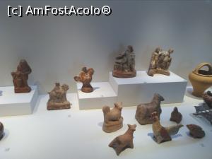 [P29] Figurine de teracotă zoomorfe.  » foto by Carmen Ion
 - 
<span class="allrVoted glyphicon glyphicon-heart hidden" id="av909520"></span>
<a class="m-l-10 hidden" id="sv909520" onclick="voting_Foto_DelVot(,909520,22834)" role="button">șterge vot <span class="glyphicon glyphicon-remove"></span></a>
<a id="v9909520" class=" c-red"  onclick="voting_Foto_SetVot(909520)" role="button"><span class="glyphicon glyphicon-heart-empty"></span> <b>LIKE</b> = Votează poza</a> <img class="hidden"  id="f909520W9" src="/imagini/loader.gif" border="0" /><span class="AjErrMes hidden" id="e909520ErM"></span>