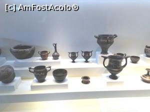 [P38] Vase de ceramică.  » foto by Carmen Ion
 - 
<span class="allrVoted glyphicon glyphicon-heart hidden" id="av909544"></span>
<a class="m-l-10 hidden" id="sv909544" onclick="voting_Foto_DelVot(,909544,22834)" role="button">șterge vot <span class="glyphicon glyphicon-remove"></span></a>
<a id="v9909544" class=" c-red"  onclick="voting_Foto_SetVot(909544)" role="button"><span class="glyphicon glyphicon-heart-empty"></span> <b>LIKE</b> = Votează poza</a> <img class="hidden"  id="f909544W9" src="/imagini/loader.gif" border="0" /><span class="AjErrMes hidden" id="e909544ErM"></span>