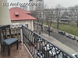 [P17] Prima camera avea si scaun pe balcon » foto by Teodor17
 - 
<span class="allrVoted glyphicon glyphicon-heart hidden" id="av1482473"></span>
<a class="m-l-10 hidden" id="sv1482473" onclick="voting_Foto_DelVot(,1482473,22848)" role="button">șterge vot <span class="glyphicon glyphicon-remove"></span></a>
<a id="v91482473" class=" c-red"  onclick="voting_Foto_SetVot(1482473)" role="button"><span class="glyphicon glyphicon-heart-empty"></span> <b>LIKE</b> = Votează poza</a> <img class="hidden"  id="f1482473W9" src="/imagini/loader.gif" border="0" /><span class="AjErrMes hidden" id="e1482473ErM"></span>