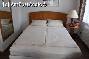 [P07] Lindau, Hotelul Gruner Baum, Patul mare și confortabil a oferit condiții bune pentru odihnă » foto by mprofeanu
 - 
<span class="allrVoted glyphicon glyphicon-heart hidden" id="av911489"></span>
<a class="m-l-10 hidden" id="sv911489" onclick="voting_Foto_DelVot(,911489,22856)" role="button">șterge vot <span class="glyphicon glyphicon-remove"></span></a>
<a id="v9911489" class=" c-red"  onclick="voting_Foto_SetVot(911489)" role="button"><span class="glyphicon glyphicon-heart-empty"></span> <b>LIKE</b> = Votează poza</a> <img class="hidden"  id="f911489W9" src="/imagini/loader.gif" border="0" /><span class="AjErrMes hidden" id="e911489ErM"></span>
