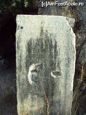 [P27] Grota lui Sulla (Sulla's Cave) - unul din piedestaluri.  » foto by Carmen Ion
 - 
<span class="allrVoted glyphicon glyphicon-heart hidden" id="av690473"></span>
<a class="m-l-10 hidden" id="sv690473" onclick="voting_Foto_DelVot(,690473,22871)" role="button">șterge vot <span class="glyphicon glyphicon-remove"></span></a>
<a id="v9690473" class=" c-red"  onclick="voting_Foto_SetVot(690473)" role="button"><span class="glyphicon glyphicon-heart-empty"></span> <b>LIKE</b> = Votează poza</a> <img class="hidden"  id="f690473W9" src="/imagini/loader.gif" border="0" /><span class="AjErrMes hidden" id="e690473ErM"></span>