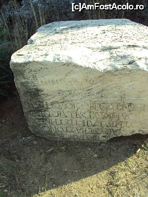 [P28] Grota lui Sulla (Sulla's Cave) - celălalt piedestal » foto by Carmen Ion
 - 
<span class="allrVoted glyphicon glyphicon-heart hidden" id="av690474"></span>
<a class="m-l-10 hidden" id="sv690474" onclick="voting_Foto_DelVot(,690474,22871)" role="button">șterge vot <span class="glyphicon glyphicon-remove"></span></a>
<a id="v9690474" class=" c-red"  onclick="voting_Foto_SetVot(690474)" role="button"><span class="glyphicon glyphicon-heart-empty"></span> <b>LIKE</b> = Votează poza</a> <img class="hidden"  id="f690474W9" src="/imagini/loader.gif" border="0" /><span class="AjErrMes hidden" id="e690474ErM"></span>