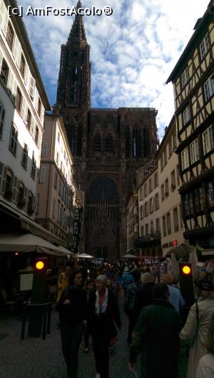 [P06] Straduta catre piata Gutenberg strajuita de catedrala Notre Dame de Strassbourg » foto by arcrom
 - 
<span class="allrVoted glyphicon glyphicon-heart hidden" id="av912993"></span>
<a class="m-l-10 hidden" id="sv912993" onclick="voting_Foto_DelVot(,912993,22884)" role="button">șterge vot <span class="glyphicon glyphicon-remove"></span></a>
<a id="v9912993" class=" c-red"  onclick="voting_Foto_SetVot(912993)" role="button"><span class="glyphicon glyphicon-heart-empty"></span> <b>LIKE</b> = Votează poza</a> <img class="hidden"  id="f912993W9" src="/imagini/loader.gif" border="0" /><span class="AjErrMes hidden" id="e912993ErM"></span>