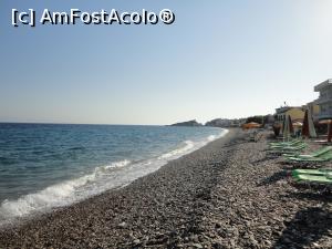 [P58] Plaja Kokkari, în dreapta, departe stânca prăvălită în mare.  » foto by maryka
 - 
<span class="allrVoted glyphicon glyphicon-heart hidden" id="av913623"></span>
<a class="m-l-10 hidden" id="sv913623" onclick="voting_Foto_DelVot(,913623,22897)" role="button">șterge vot <span class="glyphicon glyphicon-remove"></span></a>
<a id="v9913623" class=" c-red"  onclick="voting_Foto_SetVot(913623)" role="button"><span class="glyphicon glyphicon-heart-empty"></span> <b>LIKE</b> = Votează poza</a> <img class="hidden"  id="f913623W9" src="/imagini/loader.gif" border="0" /><span class="AjErrMes hidden" id="e913623ErM"></span>