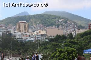 [P35] Rio de Janeiro, Favelas în plan secund și în plan îndepărtat Cristo Redendor văzute de pe Stânca Arpoador » foto by mprofeanu
 - 
<span class="allrVoted glyphicon glyphicon-heart hidden" id="av1050184"></span>
<a class="m-l-10 hidden" id="sv1050184" onclick="voting_Foto_DelVot(,1050184,22921)" role="button">șterge vot <span class="glyphicon glyphicon-remove"></span></a>
<a id="v91050184" class=" c-red"  onclick="voting_Foto_SetVot(1050184)" role="button"><span class="glyphicon glyphicon-heart-empty"></span> <b>LIKE</b> = Votează poza</a> <img class="hidden"  id="f1050184W9" src="/imagini/loader.gif" border="0" /><span class="AjErrMes hidden" id="e1050184ErM"></span>