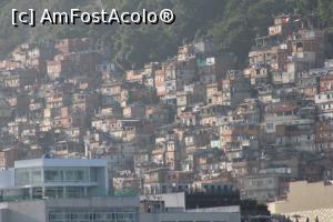 [P39] Rio de Janeiro, Favela, poză făcută cu obiectiv » foto by mprofeanu
 - 
<span class="allrVoted glyphicon glyphicon-heart hidden" id="av1050188"></span>
<a class="m-l-10 hidden" id="sv1050188" onclick="voting_Foto_DelVot(,1050188,22921)" role="button">șterge vot <span class="glyphicon glyphicon-remove"></span></a>
<a id="v91050188" class=" c-red"  onclick="voting_Foto_SetVot(1050188)" role="button"><span class="glyphicon glyphicon-heart-empty"></span> <b>LIKE</b> = Votează poza</a> <img class="hidden"  id="f1050188W9" src="/imagini/loader.gif" border="0" /><span class="AjErrMes hidden" id="e1050188ErM"></span>