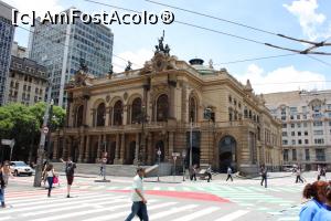 [P07] Sao Paulo, Teatro Municipal » foto by mprofeanu
 - 
<span class="allrVoted glyphicon glyphicon-heart hidden" id="av1050156"></span>
<a class="m-l-10 hidden" id="sv1050156" onclick="voting_Foto_DelVot(,1050156,22921)" role="button">șterge vot <span class="glyphicon glyphicon-remove"></span></a>
<a id="v91050156" class=" c-red"  onclick="voting_Foto_SetVot(1050156)" role="button"><span class="glyphicon glyphicon-heart-empty"></span> <b>LIKE</b> = Votează poza</a> <img class="hidden"  id="f1050156W9" src="/imagini/loader.gif" border="0" /><span class="AjErrMes hidden" id="e1050156ErM"></span>