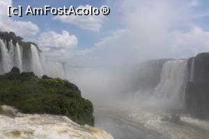 [P73] Foz do Iguaçu, Cascadele Iguazu, În plan îndepărtat Gargantua del Diablo, am mers prin perdea de apă » foto by mprofeanu
 - 
<span class="allrVoted glyphicon glyphicon-heart hidden" id="av1050223"></span>
<a class="m-l-10 hidden" id="sv1050223" onclick="voting_Foto_DelVot(,1050223,22921)" role="button">șterge vot <span class="glyphicon glyphicon-remove"></span></a>
<a id="v91050223" class=" c-red"  onclick="voting_Foto_SetVot(1050223)" role="button"><span class="glyphicon glyphicon-heart-empty"></span> <b>LIKE</b> = Votează poza</a> <img class="hidden"  id="f1050223W9" src="/imagini/loader.gif" border="0" /><span class="AjErrMes hidden" id="e1050223ErM"></span>