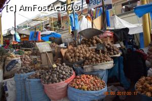 [P11] Ia cartofu' neamuleeeee (da'pe care?)... si cu sare si cu mac / face bine la stomac - Mercado San Camilo din Arequipa » foto by Pușcașu Marin
 - 
<span class="allrVoted glyphicon glyphicon-heart hidden" id="av917732"></span>
<a class="m-l-10 hidden" id="sv917732" onclick="voting_Foto_DelVot(,917732,22954)" role="button">șterge vot <span class="glyphicon glyphicon-remove"></span></a>
<a id="v9917732" class=" c-red"  onclick="voting_Foto_SetVot(917732)" role="button"><span class="glyphicon glyphicon-heart-empty"></span> <b>LIKE</b> = Votează poza</a> <img class="hidden"  id="f917732W9" src="/imagini/loader.gif" border="0" /><span class="AjErrMes hidden" id="e917732ErM"></span>