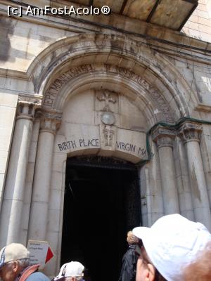 [P02] Intrarea în Biserica Sfânta Ana din Ierusalim, care adăpostește presupusa criptă a nașterii Fecioarei Maria » foto by mariana.olaru
 - 
<span class="allrVoted glyphicon glyphicon-heart hidden" id="av906689"></span>
<a class="m-l-10 hidden" id="sv906689" onclick="voting_Foto_DelVot(,906689,22955)" role="button">șterge vot <span class="glyphicon glyphicon-remove"></span></a>
<a id="v9906689" class=" c-red"  onclick="voting_Foto_SetVot(906689)" role="button"><span class="glyphicon glyphicon-heart-empty"></span> <b>LIKE</b> = Votează poza</a> <img class="hidden"  id="f906689W9" src="/imagini/loader.gif" border="0" /><span class="AjErrMes hidden" id="e906689ErM"></span>