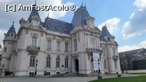 [P01] Palatul Jean Mihail - Muzeul de Arta din Craiova » foto by vlado2
 - 
<span class="allrVoted glyphicon glyphicon-heart hidden" id="av1524936"></span>
<a class="m-l-10 hidden" id="sv1524936" onclick="voting_Foto_DelVot(,1524936,22988)" role="button">șterge vot <span class="glyphicon glyphicon-remove"></span></a>
<a id="v91524936" class=" c-red"  onclick="voting_Foto_SetVot(1524936)" role="button"><span class="glyphicon glyphicon-heart-empty"></span> <b>LIKE</b> = Votează poza</a> <img class="hidden"  id="f1524936W9" src="/imagini/loader.gif" border="0" /><span class="AjErrMes hidden" id="e1524936ErM"></span>