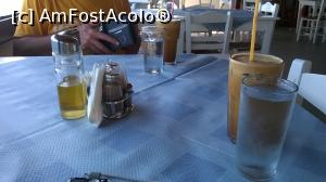 [P11] Un frappe și o apă rece, la Psilli Ammos.  » foto by maryka
 - 
<span class="allrVoted glyphicon glyphicon-heart hidden" id="av919051"></span>
<a class="m-l-10 hidden" id="sv919051" onclick="voting_Foto_DelVot(,919051,22991)" role="button">șterge vot <span class="glyphicon glyphicon-remove"></span></a>
<a id="v9919051" class=" c-red"  onclick="voting_Foto_SetVot(919051)" role="button"><span class="glyphicon glyphicon-heart-empty"></span> <b>LIKE</b> = Votează poza</a> <img class="hidden"  id="f919051W9" src="/imagini/loader.gif" border="0" /><span class="AjErrMes hidden" id="e919051ErM"></span>