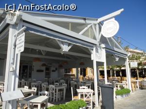 [P03] Terasa La Trattoria di Samos, în port, unde am mâncat prima seară. Aici la lumina zilei. :)  » foto by maryka
 - 
<span class="allrVoted glyphicon glyphicon-heart hidden" id="av919036"></span>
<a class="m-l-10 hidden" id="sv919036" onclick="voting_Foto_DelVot(,919036,22991)" role="button">șterge vot <span class="glyphicon glyphicon-remove"></span></a>
<a id="v9919036" class=" c-red"  onclick="voting_Foto_SetVot(919036)" role="button"><span class="glyphicon glyphicon-heart-empty"></span> <b>LIKE</b> = Votează poza</a> <img class="hidden"  id="f919036W9" src="/imagini/loader.gif" border="0" /><span class="AjErrMes hidden" id="e919036ErM"></span>