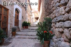 [P48] Mallorca, Fornalutx, Străduță cu flori » foto by mprofeanu
 - 
<span class="allrVoted glyphicon glyphicon-heart hidden" id="av1301740"></span>
<a class="m-l-10 hidden" id="sv1301740" onclick="voting_Foto_DelVot(,1301740,23018)" role="button">șterge vot <span class="glyphicon glyphicon-remove"></span></a>
<a id="v91301740" class=" c-red"  onclick="voting_Foto_SetVot(1301740)" role="button"><span class="glyphicon glyphicon-heart-empty"></span> <b>LIKE</b> = Votează poza</a> <img class="hidden"  id="f1301740W9" src="/imagini/loader.gif" border="0" /><span class="AjErrMes hidden" id="e1301740ErM"></span>