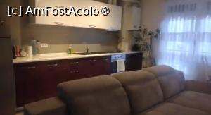 [P08] Stefanos Apartament, Baia Mare » foto by Mioritik
 - 
<span class="allrVoted glyphicon glyphicon-heart hidden" id="av1396113"></span>
<a class="m-l-10 hidden" id="sv1396113" onclick="voting_Foto_DelVot(,1396113,23032)" role="button">șterge vot <span class="glyphicon glyphicon-remove"></span></a>
<a id="v91396113" class=" c-red"  onclick="voting_Foto_SetVot(1396113)" role="button"><span class="glyphicon glyphicon-heart-empty"></span> <b>LIKE</b> = Votează poza</a> <img class="hidden"  id="f1396113W9" src="/imagini/loader.gif" border="0" /><span class="AjErrMes hidden" id="e1396113ErM"></span>