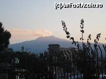 [P63] Etna spre ora de culcare » foto by le_maitre
 - 
<span class="allrVoted glyphicon glyphicon-heart hidden" id="av324335"></span>
<a class="m-l-10 hidden" id="sv324335" onclick="voting_Foto_DelVot(,324335,23043)" role="button">șterge vot <span class="glyphicon glyphicon-remove"></span></a>
<a id="v9324335" class=" c-red"  onclick="voting_Foto_SetVot(324335)" role="button"><span class="glyphicon glyphicon-heart-empty"></span> <b>LIKE</b> = Votează poza</a> <img class="hidden"  id="f324335W9" src="/imagini/loader.gif" border="0" /><span class="AjErrMes hidden" id="e324335ErM"></span>