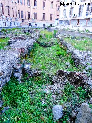 [P26] ruinele de langa Palazzo Zanca » foto by GabrielaG
 - 
<span class="allrVoted glyphicon glyphicon-heart hidden" id="av605433"></span>
<a class="m-l-10 hidden" id="sv605433" onclick="voting_Foto_DelVot(,605433,23044)" role="button">șterge vot <span class="glyphicon glyphicon-remove"></span></a>
<a id="v9605433" class=" c-red"  onclick="voting_Foto_SetVot(605433)" role="button"><span class="glyphicon glyphicon-heart-empty"></span> <b>LIKE</b> = Votează poza</a> <img class="hidden"  id="f605433W9" src="/imagini/loader.gif" border="0" /><span class="AjErrMes hidden" id="e605433ErM"></span>