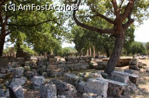 [P01] Inainte de odihna putina istorie in situl arheologic Olympia » foto by DOINITA
 - 
<span class="allrVoted glyphicon glyphicon-heart hidden" id="av922256"></span>
<a class="m-l-10 hidden" id="sv922256" onclick="voting_Foto_DelVot(,922256,23048)" role="button">șterge vot <span class="glyphicon glyphicon-remove"></span></a>
<a id="v9922256" class=" c-red"  onclick="voting_Foto_SetVot(922256)" role="button"><span class="glyphicon glyphicon-heart-empty"></span> <b>LIKE</b> = Votează poza</a> <img class="hidden"  id="f922256W9" src="/imagini/loader.gif" border="0" /><span class="AjErrMes hidden" id="e922256ErM"></span>