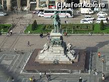 [P20] Statuia lui Victor Emanuel, vazuta de pe acoperisul domului » foto by argemi*
 - 
<span class="allrVoted glyphicon glyphicon-heart hidden" id="av296753"></span>
<a class="m-l-10 hidden" id="sv296753" onclick="voting_Foto_DelVot(,296753,23051)" role="button">șterge vot <span class="glyphicon glyphicon-remove"></span></a>
<a id="v9296753" class=" c-red"  onclick="voting_Foto_SetVot(296753)" role="button"><span class="glyphicon glyphicon-heart-empty"></span> <b>LIKE</b> = Votează poza</a> <img class="hidden"  id="f296753W9" src="/imagini/loader.gif" border="0" /><span class="AjErrMes hidden" id="e296753ErM"></span>