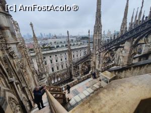 [P17] Domul din Milano; pe acoperiș; al doilea rând de trepte » foto by crismis
 - 
<span class="allrVoted glyphicon glyphicon-heart hidden" id="av1485165"></span>
<a class="m-l-10 hidden" id="sv1485165" onclick="voting_Foto_DelVot(,1485165,23051)" role="button">șterge vot <span class="glyphicon glyphicon-remove"></span></a>
<a id="v91485165" class=" c-red"  onclick="voting_Foto_SetVot(1485165)" role="button"><span class="glyphicon glyphicon-heart-empty"></span> <b>LIKE</b> = Votează poza</a> <img class="hidden"  id="f1485165W9" src="/imagini/loader.gif" border="0" /><span class="AjErrMes hidden" id="e1485165ErM"></span>