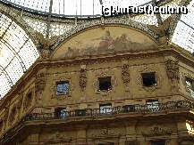 [P09] Alt detaliu de vis-a-vis de cel anterior, la fel de frumos si maret, la Galeriile Vittorio Emanuelle, iul. 2007 » foto by ileanaxperta*
 - 
<span class="allrVoted glyphicon glyphicon-heart hidden" id="av36099"></span>
<a class="m-l-10 hidden" id="sv36099" onclick="voting_Foto_DelVot(,36099,23051)" role="button">șterge vot <span class="glyphicon glyphicon-remove"></span></a>
<a id="v936099" class=" c-red"  onclick="voting_Foto_SetVot(36099)" role="button"><span class="glyphicon glyphicon-heart-empty"></span> <b>LIKE</b> = Votează poza</a> <img class="hidden"  id="f36099W9" src="/imagini/loader.gif" border="0" /><span class="AjErrMes hidden" id="e36099ErM"></span>