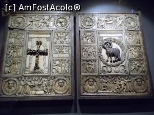 [P13] Museo del Duomo di Milano. Copertă de Evanghelie. » foto by mihaelavoicu
 - 
<span class="allrVoted glyphicon glyphicon-heart hidden" id="av1251474"></span>
<a class="m-l-10 hidden" id="sv1251474" onclick="voting_Foto_DelVot(,1251474,23051)" role="button">șterge vot <span class="glyphicon glyphicon-remove"></span></a>
<a id="v91251474" class=" c-red"  onclick="voting_Foto_SetVot(1251474)" role="button"><span class="glyphicon glyphicon-heart-empty"></span> <b>LIKE</b> = Votează poza</a> <img class="hidden"  id="f1251474W9" src="/imagini/loader.gif" border="0" /><span class="AjErrMes hidden" id="e1251474ErM"></span>