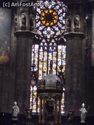 [P15] Interior, Domul din Milano. Unul din altarele laterale. » foto by mihaelavoicu
 - 
<span class="allrVoted glyphicon glyphicon-heart hidden" id="av1253739"></span>
<a class="m-l-10 hidden" id="sv1253739" onclick="voting_Foto_DelVot(,1253739,23051)" role="button">șterge vot <span class="glyphicon glyphicon-remove"></span></a>
<a id="v91253739" class=" c-red"  onclick="voting_Foto_SetVot(1253739)" role="button"><span class="glyphicon glyphicon-heart-empty"></span> <b>LIKE</b> = Votează poza</a> <img class="hidden"  id="f1253739W9" src="/imagini/loader.gif" border="0" /><span class="AjErrMes hidden" id="e1253739ErM"></span>