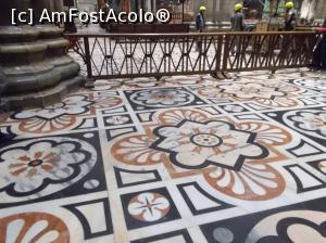 [P16] Interior, Domul din Milano. Mozaic de paviment » foto by mihaelavoicu
 - 
<span class="allrVoted glyphicon glyphicon-heart hidden" id="av1253740"></span>
<a class="m-l-10 hidden" id="sv1253740" onclick="voting_Foto_DelVot(,1253740,23051)" role="button">șterge vot <span class="glyphicon glyphicon-remove"></span></a>
<a id="v91253740" class=" c-red"  onclick="voting_Foto_SetVot(1253740)" role="button"><span class="glyphicon glyphicon-heart-empty"></span> <b>LIKE</b> = Votează poza</a> <img class="hidden"  id="f1253740W9" src="/imagini/loader.gif" border="0" /><span class="AjErrMes hidden" id="e1253740ErM"></span>