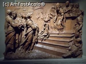 [P07] ”Prezentarea la Templu, a Maicii Domnului”. Lucrare de Giovan Andrea Biffi, 1601, fostă căndva în interiorul Domului, acum în Museo del Duomo.  » foto by mihaelavoicu
 - 
<span class="allrVoted glyphicon glyphicon-heart hidden" id="av923648"></span>
<a class="m-l-10 hidden" id="sv923648" onclick="voting_Foto_DelVot(,923648,23051)" role="button">șterge vot <span class="glyphicon glyphicon-remove"></span></a>
<a id="v9923648" class=" c-red"  onclick="voting_Foto_SetVot(923648)" role="button"><span class="glyphicon glyphicon-heart-empty"></span> <b>LIKE</b> = Votează poza</a> <img class="hidden"  id="f923648W9" src="/imagini/loader.gif" border="0" /><span class="AjErrMes hidden" id="e923648ErM"></span>