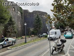 [P47] Cetatea medievala Ioanina » foto by micutzu
 - 
<span class="allrVoted glyphicon glyphicon-heart hidden" id="av1219909"></span>
<a class="m-l-10 hidden" id="sv1219909" onclick="voting_Foto_DelVot(,1219909,23052)" role="button">șterge vot <span class="glyphicon glyphicon-remove"></span></a>
<a id="v91219909" class=" c-red"  onclick="voting_Foto_SetVot(1219909)" role="button"><span class="glyphicon glyphicon-heart-empty"></span> <b>LIKE</b> = Votează poza</a> <img class="hidden"  id="f1219909W9" src="/imagini/loader.gif" border="0" /><span class="AjErrMes hidden" id="e1219909ErM"></span>