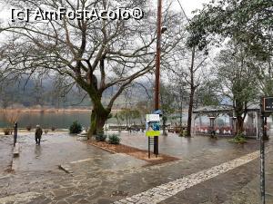 [P08] Lacul vazut din curteamuzeului » foto by micutzu
 - 
<span class="allrVoted glyphicon glyphicon-heart hidden" id="av1219870"></span>
<a class="m-l-10 hidden" id="sv1219870" onclick="voting_Foto_DelVot(,1219870,23052)" role="button">șterge vot <span class="glyphicon glyphicon-remove"></span></a>
<a id="v91219870" class=" c-red"  onclick="voting_Foto_SetVot(1219870)" role="button"><span class="glyphicon glyphicon-heart-empty"></span> <b>LIKE</b> = Votează poza</a> <img class="hidden"  id="f1219870W9" src="/imagini/loader.gif" border="0" /><span class="AjErrMes hidden" id="e1219870ErM"></span>