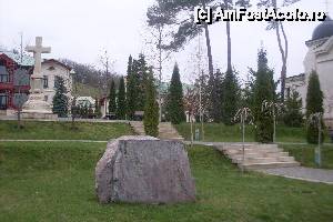 [P14] Vedere din curtea mănăstirii » foto by Ovidiu istorie
 - 
<span class="allrVoted glyphicon glyphicon-heart hidden" id="av420319"></span>
<a class="m-l-10 hidden" id="sv420319" onclick="voting_Foto_DelVot(,420319,23071)" role="button">șterge vot <span class="glyphicon glyphicon-remove"></span></a>
<a id="v9420319" class=" c-red"  onclick="voting_Foto_SetVot(420319)" role="button"><span class="glyphicon glyphicon-heart-empty"></span> <b>LIKE</b> = Votează poza</a> <img class="hidden"  id="f420319W9" src="/imagini/loader.gif" border="0" /><span class="AjErrMes hidden" id="e420319ErM"></span>