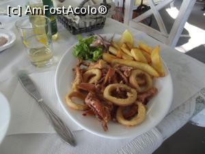 [P12] Taverna Panorama: kalamari prăjiţi » foto by irinad
 - 
<span class="allrVoted glyphicon glyphicon-heart hidden" id="av1024626"></span>
<a class="m-l-10 hidden" id="sv1024626" onclick="voting_Foto_DelVot(,1024626,23102)" role="button">șterge vot <span class="glyphicon glyphicon-remove"></span></a>
<a id="v91024626" class=" c-red"  onclick="voting_Foto_SetVot(1024626)" role="button"><span class="glyphicon glyphicon-heart-empty"></span> <b>LIKE</b> = Votează poza</a> <img class="hidden"  id="f1024626W9" src="/imagini/loader.gif" border="0" /><span class="AjErrMes hidden" id="e1024626ErM"></span>