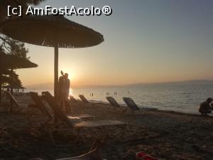 [P05] Îndrăgostiți pe Arriba Beach » foto by Marius Sv
 - 
<span class="allrVoted glyphicon glyphicon-heart hidden" id="av989959"></span>
<a class="m-l-10 hidden" id="sv989959" onclick="voting_Foto_DelVot(,989959,23105)" role="button">șterge vot <span class="glyphicon glyphicon-remove"></span></a>
<a id="v9989959" class=" c-red"  onclick="voting_Foto_SetVot(989959)" role="button"><span class="glyphicon glyphicon-heart-empty"></span> <b>LIKE</b> = Votează poza</a> <img class="hidden"  id="f989959W9" src="/imagini/loader.gif" border="0" /><span class="AjErrMes hidden" id="e989959ErM"></span>