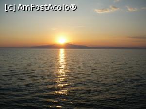 [P04] Seara pe faleza » foto by Nicu
 - 
<span class="allrVoted glyphicon glyphicon-heart hidden" id="av943178"></span>
<a class="m-l-10 hidden" id="sv943178" onclick="voting_Foto_DelVot(,943178,23106)" role="button">șterge vot <span class="glyphicon glyphicon-remove"></span></a>
<a id="v9943178" class=" c-red"  onclick="voting_Foto_SetVot(943178)" role="button"><span class="glyphicon glyphicon-heart-empty"></span> <b>LIKE</b> = Votează poza</a> <img class="hidden"  id="f943178W9" src="/imagini/loader.gif" border="0" /><span class="AjErrMes hidden" id="e943178ErM"></span>