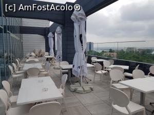 [P23] Atmosphere Sky Bar - terasa exterioară, locul de unde se deschid priveliști frumoase.  » foto by Floryn81
 - 
<span class="allrVoted glyphicon glyphicon-heart hidden" id="av986694"></span>
<a class="m-l-10 hidden" id="sv986694" onclick="voting_Foto_DelVot(,986694,23115)" role="button">șterge vot <span class="glyphicon glyphicon-remove"></span></a>
<a id="v9986694" class=" c-red"  onclick="voting_Foto_SetVot(986694)" role="button"><span class="glyphicon glyphicon-heart-empty"></span> <b>LIKE</b> = Votează poza</a> <img class="hidden"  id="f986694W9" src="/imagini/loader.gif" border="0" /><span class="AjErrMes hidden" id="e986694ErM"></span>