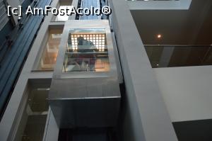 [P12] Liftul panoramic de la Hotel Ramada din Constanţa-Mamaia.  » foto by traian.leuca †
 - 
<span class="allrVoted glyphicon glyphicon-heart hidden" id="av1013097"></span>
<a class="m-l-10 hidden" id="sv1013097" onclick="voting_Foto_DelVot(,1013097,23115)" role="button">șterge vot <span class="glyphicon glyphicon-remove"></span></a>
<a id="v91013097" class=" c-red"  onclick="voting_Foto_SetVot(1013097)" role="button"><span class="glyphicon glyphicon-heart-empty"></span> <b>LIKE</b> = Votează poza</a> <img class="hidden"  id="f1013097W9" src="/imagini/loader.gif" border="0" /><span class="AjErrMes hidden" id="e1013097ErM"></span>