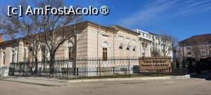 [P14] Bârlad, Casa Sturza, Muzeul Colecțiilor » foto by mprofeanu
 - 
<span class="allrVoted glyphicon glyphicon-heart hidden" id="av1477863"></span>
<a class="m-l-10 hidden" id="sv1477863" onclick="voting_Foto_DelVot(,1477863,23117)" role="button">șterge vot <span class="glyphicon glyphicon-remove"></span></a>
<a id="v91477863" class=" c-red"  onclick="voting_Foto_SetVot(1477863)" role="button"><span class="glyphicon glyphicon-heart-empty"></span> <b>LIKE</b> = Votează poza</a> <img class="hidden"  id="f1477863W9" src="/imagini/loader.gif" border="0" /><span class="AjErrMes hidden" id="e1477863ErM"></span>