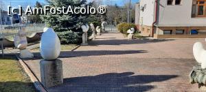 [P31] Bârlad, Pavilionul Expozițional „Marcel Guguianu”, Curtea-Expoziție în aer liber, Aleea Nemuririi » foto by mprofeanu
 - 
<span class="allrVoted glyphicon glyphicon-heart hidden" id="av1477880"></span>
<a class="m-l-10 hidden" id="sv1477880" onclick="voting_Foto_DelVot(,1477880,23117)" role="button">șterge vot <span class="glyphicon glyphicon-remove"></span></a>
<a id="v91477880" class=" c-red"  onclick="voting_Foto_SetVot(1477880)" role="button"><span class="glyphicon glyphicon-heart-empty"></span> <b>LIKE</b> = Votează poza</a> <img class="hidden"  id="f1477880W9" src="/imagini/loader.gif" border="0" /><span class="AjErrMes hidden" id="e1477880ErM"></span>