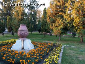 [P11] Toamna în parc.  » foto by maryka
 - 
<span class="allrVoted glyphicon glyphicon-heart hidden" id="av1019491"></span>
<a class="m-l-10 hidden" id="sv1019491" onclick="voting_Foto_DelVot(,1019491,23117)" role="button">șterge vot <span class="glyphicon glyphicon-remove"></span></a>
<a id="v91019491" class=" c-red"  onclick="voting_Foto_SetVot(1019491)" role="button"><span class="glyphicon glyphicon-heart-empty"></span> <b>LIKE</b> = Votează poza</a> <img class="hidden"  id="f1019491W9" src="/imagini/loader.gif" border="0" /><span class="AjErrMes hidden" id="e1019491ErM"></span>