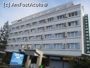 [P40] Hotel Moldova » foto by adso
 - 
<span class="allrVoted glyphicon glyphicon-heart hidden" id="av1219769"></span>
<a class="m-l-10 hidden" id="sv1219769" onclick="voting_Foto_DelVot(,1219769,23117)" role="button">șterge vot <span class="glyphicon glyphicon-remove"></span></a>
<a id="v91219769" class=" c-red"  onclick="voting_Foto_SetVot(1219769)" role="button"><span class="glyphicon glyphicon-heart-empty"></span> <b>LIKE</b> = Votează poza</a> <img class="hidden"  id="f1219769W9" src="/imagini/loader.gif" border="0" /><span class="AjErrMes hidden" id="e1219769ErM"></span>
