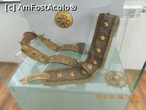 [P06] Cingători, aflate în Muzeul de Istorie din Bârlad.  » foto by mihaelavoicu
 - 
<span class="allrVoted glyphicon glyphicon-heart hidden" id="av925395"></span>
<a class="m-l-10 hidden" id="sv925395" onclick="voting_Foto_DelVot(,925395,23117)" role="button">șterge vot <span class="glyphicon glyphicon-remove"></span></a>
<a id="v9925395" class=" c-red"  onclick="voting_Foto_SetVot(925395)" role="button"><span class="glyphicon glyphicon-heart-empty"></span> <b>LIKE</b> = Votează poza</a> <img class="hidden"  id="f925395W9" src="/imagini/loader.gif" border="0" /><span class="AjErrMes hidden" id="e925395ErM"></span>