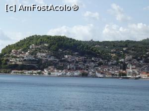 [P07] Orăşelul-staţiune Limni pe lângă care am trecut în drum spre mănăstirea Agios Nikolaos Galataki » foto by irinad
 - 
<span class="allrVoted glyphicon glyphicon-heart hidden" id="av925416"></span>
<a class="m-l-10 hidden" id="sv925416" onclick="voting_Foto_DelVot(,925416,23119)" role="button">șterge vot <span class="glyphicon glyphicon-remove"></span></a>
<a id="v9925416" class=" c-red"  onclick="voting_Foto_SetVot(925416)" role="button"><span class="glyphicon glyphicon-heart-empty"></span> <b>LIKE</b> = Votează poza</a> <img class="hidden"  id="f925416W9" src="/imagini/loader.gif" border="0" /><span class="AjErrMes hidden" id="e925416ErM"></span>