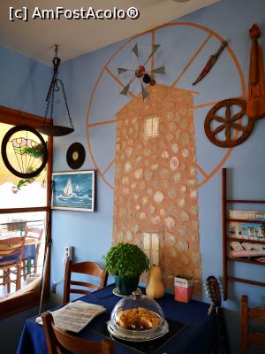 [P08] Taverna Milos, interior » foto by crismis
 - 
<span class="allrVoted glyphicon glyphicon-heart hidden" id="av1267978"></span>
<a class="m-l-10 hidden" id="sv1267978" onclick="voting_Foto_DelVot(,1267978,23121)" role="button">șterge vot <span class="glyphicon glyphicon-remove"></span></a>
<a id="v91267978" class=" c-red"  onclick="voting_Foto_SetVot(1267978)" role="button"><span class="glyphicon glyphicon-heart-empty"></span> <b>LIKE</b> = Votează poza</a> <img class="hidden"  id="f1267978W9" src="/imagini/loader.gif" border="0" /><span class="AjErrMes hidden" id="e1267978ErM"></span>