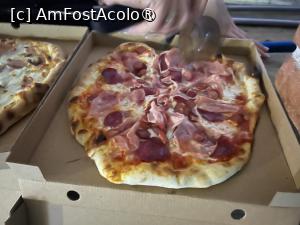 [P08] Pizza Colosseum, Moldovița
pizza pe vatră » foto by Andrei16
 - 
<span class="allrVoted glyphicon glyphicon-heart hidden" id="av1481701"></span>
<a class="m-l-10 hidden" id="sv1481701" onclick="voting_Foto_DelVot(,1481701,23128)" role="button">șterge vot <span class="glyphicon glyphicon-remove"></span></a>
<a id="v91481701" class=" c-red"  onclick="voting_Foto_SetVot(1481701)" role="button"><span class="glyphicon glyphicon-heart-empty"></span> <b>LIKE</b> = Votează poza</a> <img class="hidden"  id="f1481701W9" src="/imagini/loader.gif" border="0" /><span class="AjErrMes hidden" id="e1481701ErM"></span>