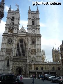 [P36] Londra, Westminster abbey. » foto by Dragoș_MD
 - 
<span class="allrVoted glyphicon glyphicon-heart hidden" id="av223894"></span>
<a class="m-l-10 hidden" id="sv223894" onclick="voting_Foto_DelVot(,223894,23141)" role="button">șterge vot <span class="glyphicon glyphicon-remove"></span></a>
<a id="v9223894" class=" c-red"  onclick="voting_Foto_SetVot(223894)" role="button"><span class="glyphicon glyphicon-heart-empty"></span> <b>LIKE</b> = Votează poza</a> <img class="hidden"  id="f223894W9" src="/imagini/loader.gif" border="0" /><span class="AjErrMes hidden" id="e223894ErM"></span>