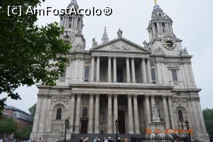 [P10] St. Paul's Cathedral - fatada vestica cu intrarea » foto by Pușcașu Marin
 - 
<span class="allrVoted glyphicon glyphicon-heart hidden" id="av973944"></span>
<a class="m-l-10 hidden" id="sv973944" onclick="voting_Foto_DelVot(,973944,23141)" role="button">șterge vot <span class="glyphicon glyphicon-remove"></span></a>
<a id="v9973944" class=" c-red"  onclick="voting_Foto_SetVot(973944)" role="button"><span class="glyphicon glyphicon-heart-empty"></span> <b>LIKE</b> = Votează poza</a> <img class="hidden"  id="f973944W9" src="/imagini/loader.gif" border="0" /><span class="AjErrMes hidden" id="e973944ErM"></span>