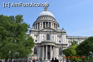 [P16] St. Paul's Cathedral - fatada vestica vazuta dinspre Millenium Bridge » foto by Pușcașu Marin
 - 
<span class="allrVoted glyphicon glyphicon-heart hidden" id="av973957"></span>
<a class="m-l-10 hidden" id="sv973957" onclick="voting_Foto_DelVot(,973957,23141)" role="button">șterge vot <span class="glyphicon glyphicon-remove"></span></a>
<a id="v9973957" class=" c-red"  onclick="voting_Foto_SetVot(973957)" role="button"><span class="glyphicon glyphicon-heart-empty"></span> <b>LIKE</b> = Votează poza</a> <img class="hidden"  id="f973957W9" src="/imagini/loader.gif" border="0" /><span class="AjErrMes hidden" id="e973957ErM"></span>