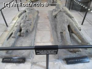 [P11] Efigiile a doi cavaleri, The Temple Church Londra.  » foto by mihaelavoicu
 - 
<span class="allrVoted glyphicon glyphicon-heart hidden" id="av1123027"></span>
<a class="m-l-10 hidden" id="sv1123027" onclick="voting_Foto_DelVot(,1123027,23141)" role="button">șterge vot <span class="glyphicon glyphicon-remove"></span></a>
<a id="v91123027" class=" c-red"  onclick="voting_Foto_SetVot(1123027)" role="button"><span class="glyphicon glyphicon-heart-empty"></span> <b>LIKE</b> = Votează poza</a> <img class="hidden"  id="f1123027W9" src="/imagini/loader.gif" border="0" /><span class="AjErrMes hidden" id="e1123027ErM"></span>